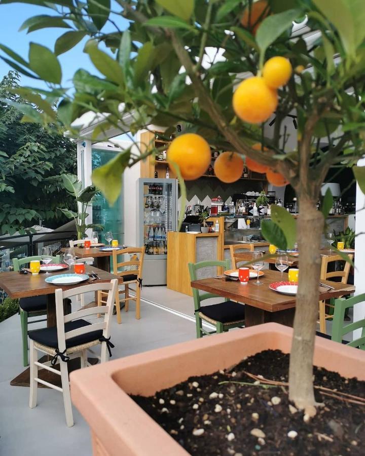 מלון אנה קאפרי Relais 2 Pini מראה חיצוני תמונה